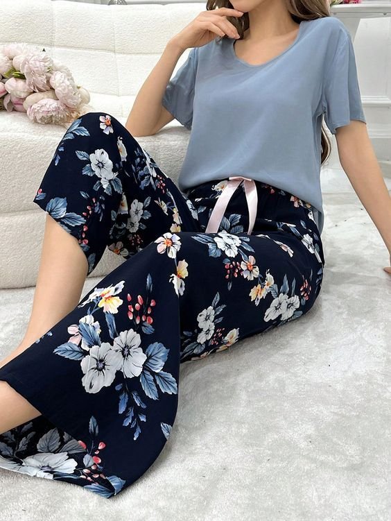Fashionable Pyjama i4i